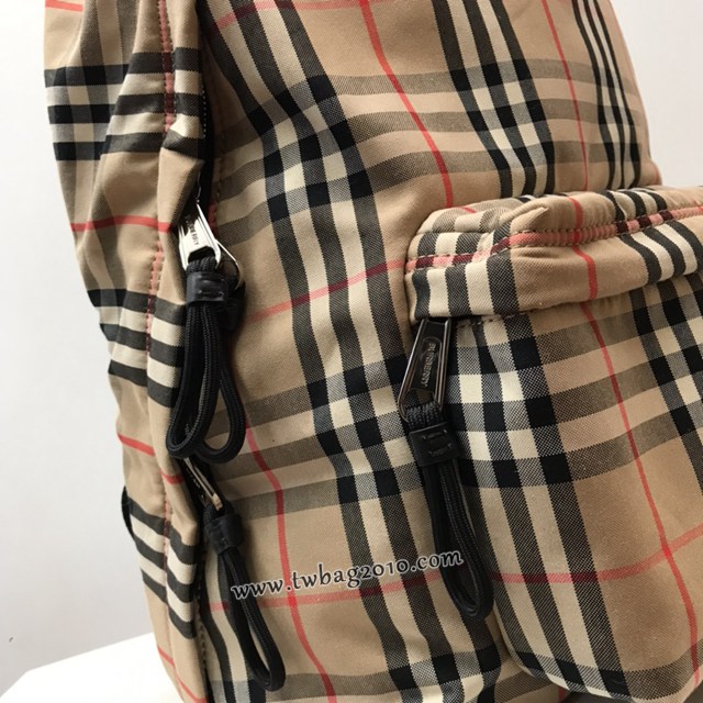 Burberry專門店新款尼龍雙肩包 巴寶莉Vintage復古格紋男女雙肩背包 yxb1408